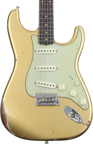 Fender Custom Shop Late-1962 Stratocaster Relic Electric Guitar with Closet Classic Hardware - Aged Aztec Gold