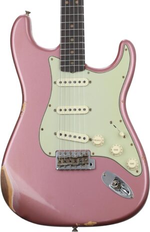 Fender Custom Shop Limited-edition '63 Stratocaster Relic - Aged Burgundy Mist Metallic