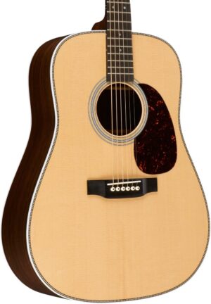 Martin Martin 2004 HD-28 Dreadnought Acoustic Guitar