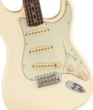 Fender American Vintage II 1961 Stratocaster – Olympic White Bundle