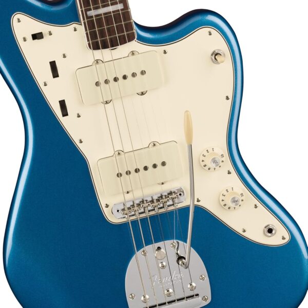 Fender American Vintage II 1966 Jazzmaster – Lake Placid Blue Bundle