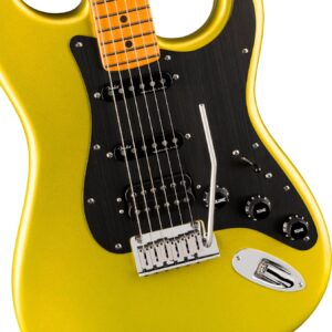 Fender American Ultra II Stratocaster HSS – Solar Flare Bundle